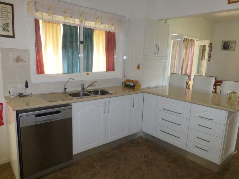 8834 Henry Parkes Way, Parkes NSW 2870