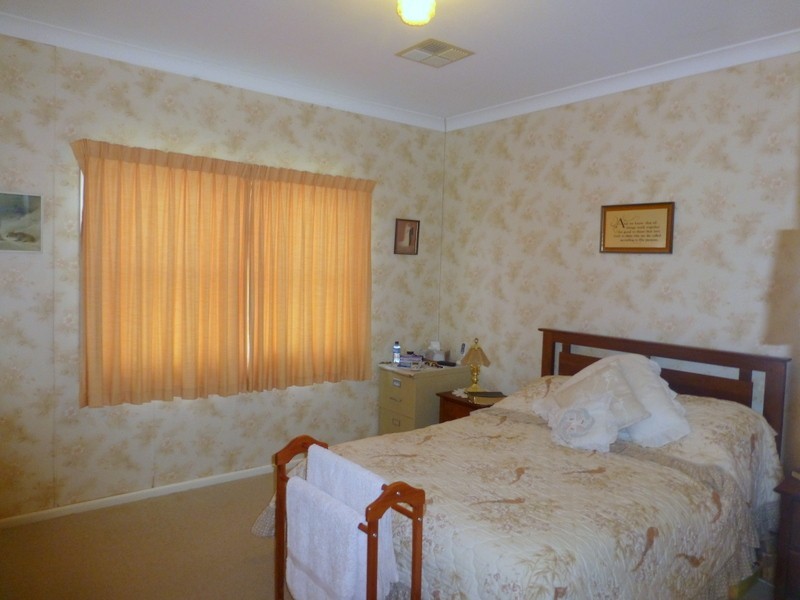 8834 Henry Parkes Way, Parkes NSW 2870