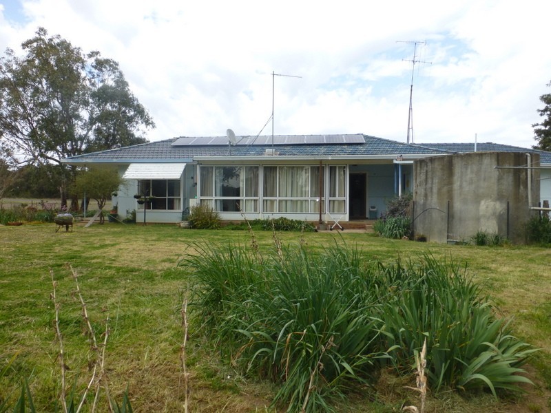 8834 Henry Parkes Way, Parkes NSW 2870