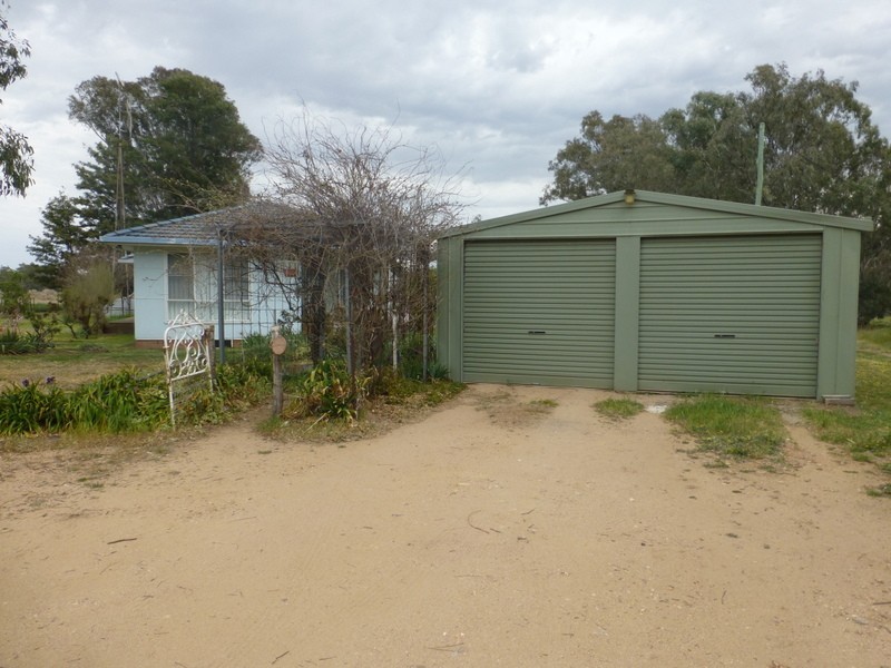 8834 Henry Parkes Way, Parkes NSW 2870
