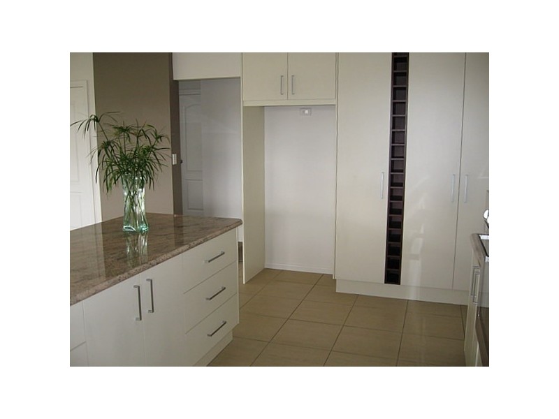 33 Noonan Street, Parkes NSW 2870