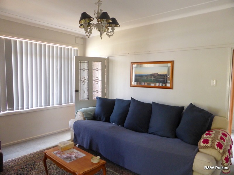 22 Mitchell Street, Parkes NSW 2870