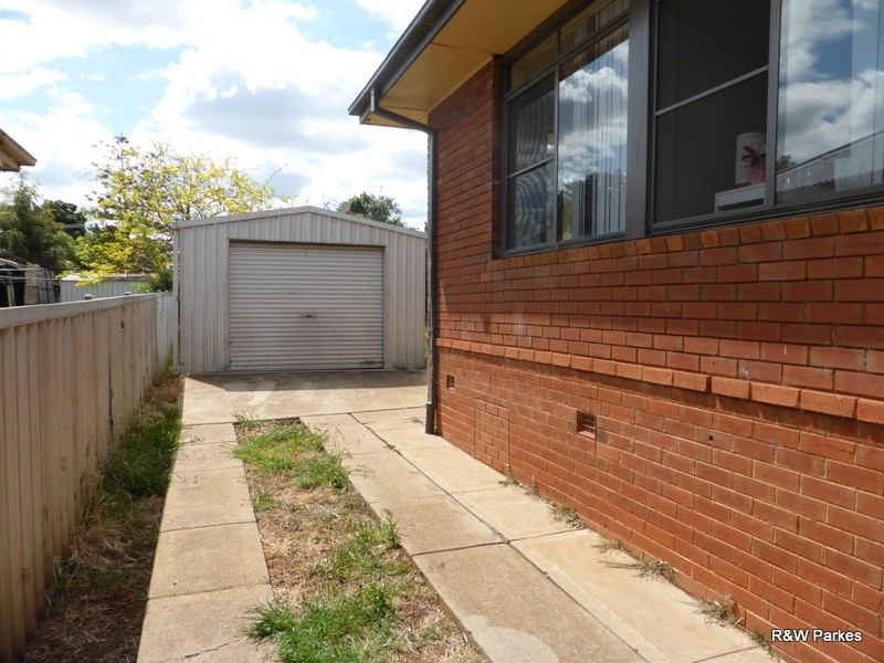 22 Mitchell Street, Parkes NSW 2870