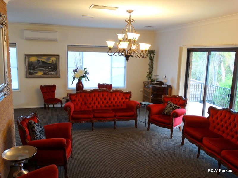 26 Panorama Cres, Parkes NSW 2870