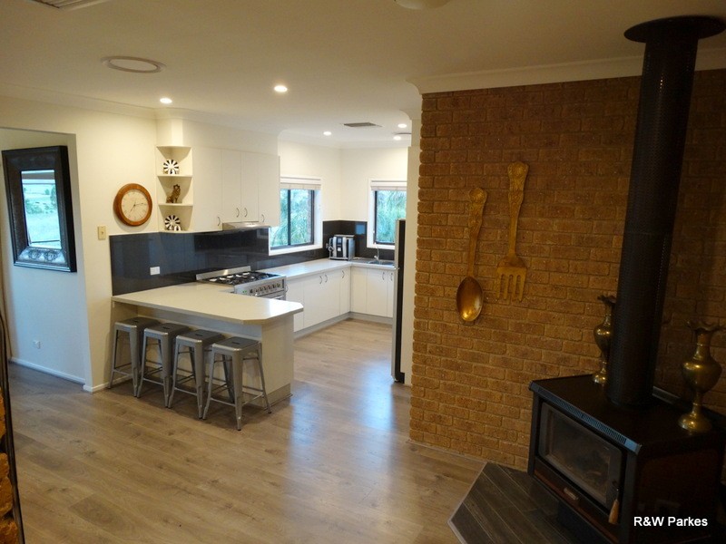 26 Panorama Cres, Parkes NSW 2870