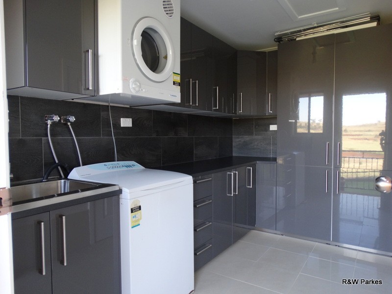 26 Panorama Cres, Parkes NSW 2870