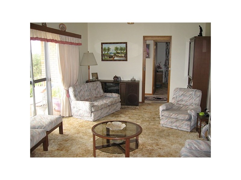 20 Mengarvie Road, Parkes NSW 2870