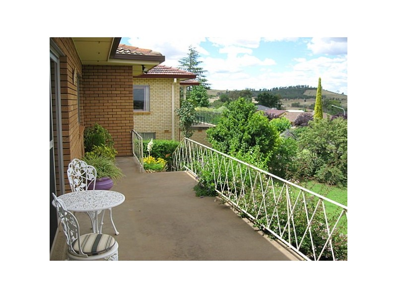20 Mengarvie Road, Parkes NSW 2870