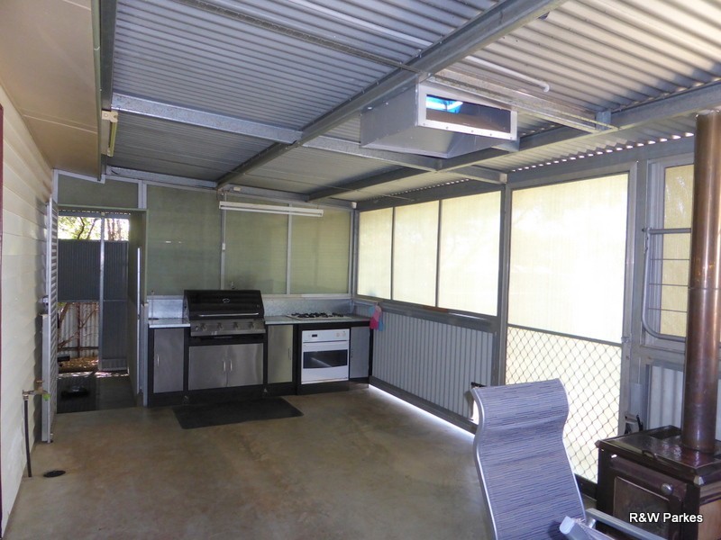 7 Tichborne Street, Parkes NSW 2870