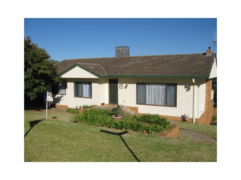 36A High Street, Parkes NSW 2870