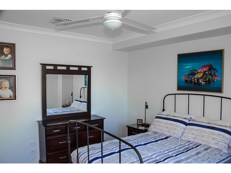 4 Mossgiel Close, Parkes NSW 2870