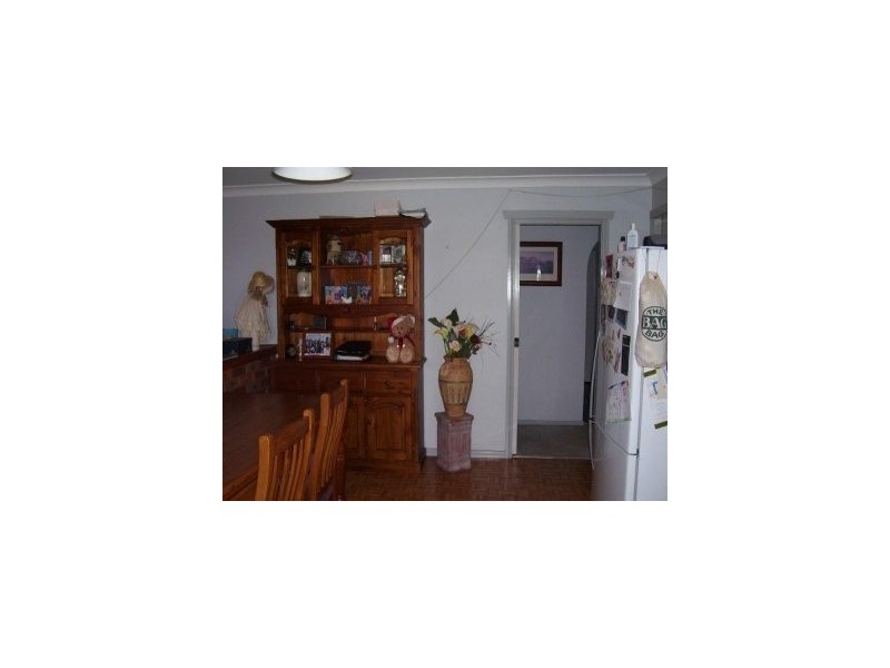 18 George Field Drive, Parkes NSW 2870