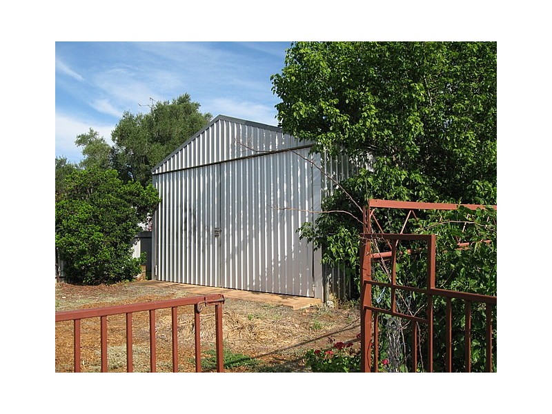 47 Boori Street, Peak Hill NSW 2869