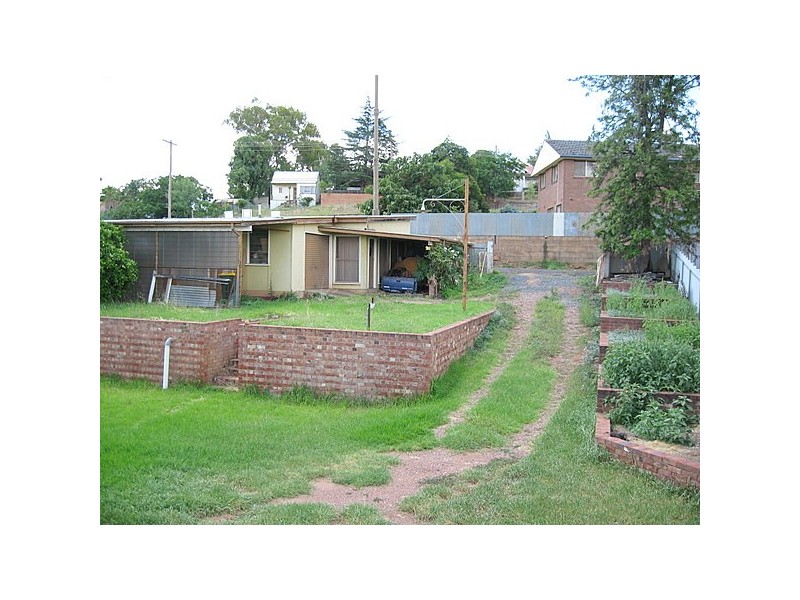 111A Clarinda Street, Parkes NSW 2870