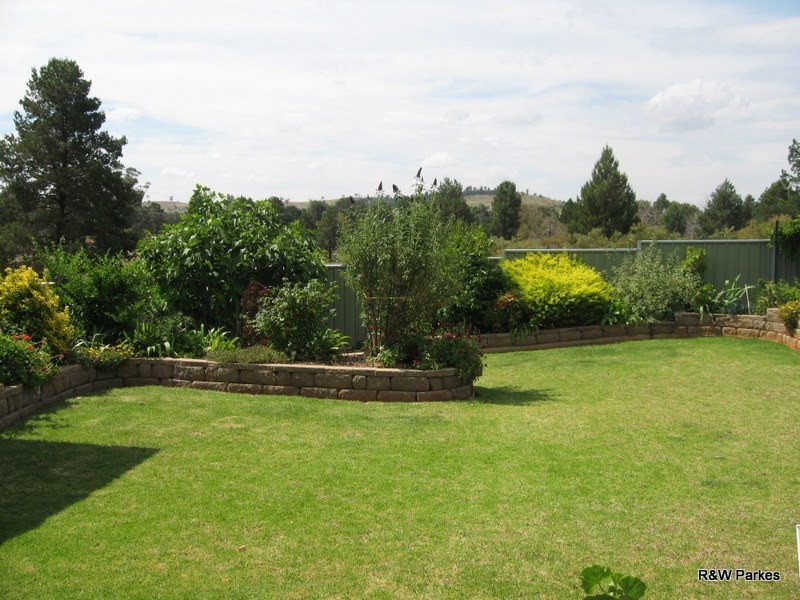 29 Glenburnie Close, Parkes NSW 2870