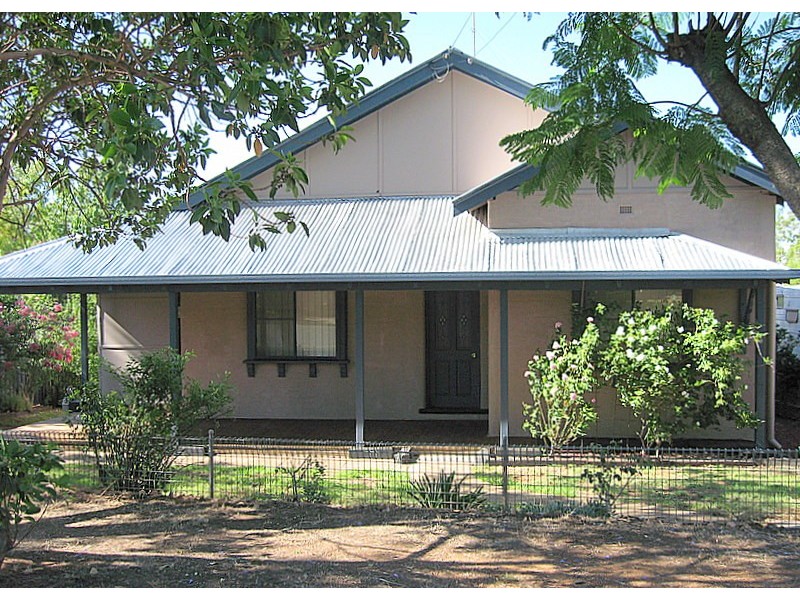 47 Orange Street, Parkes NSW 2870