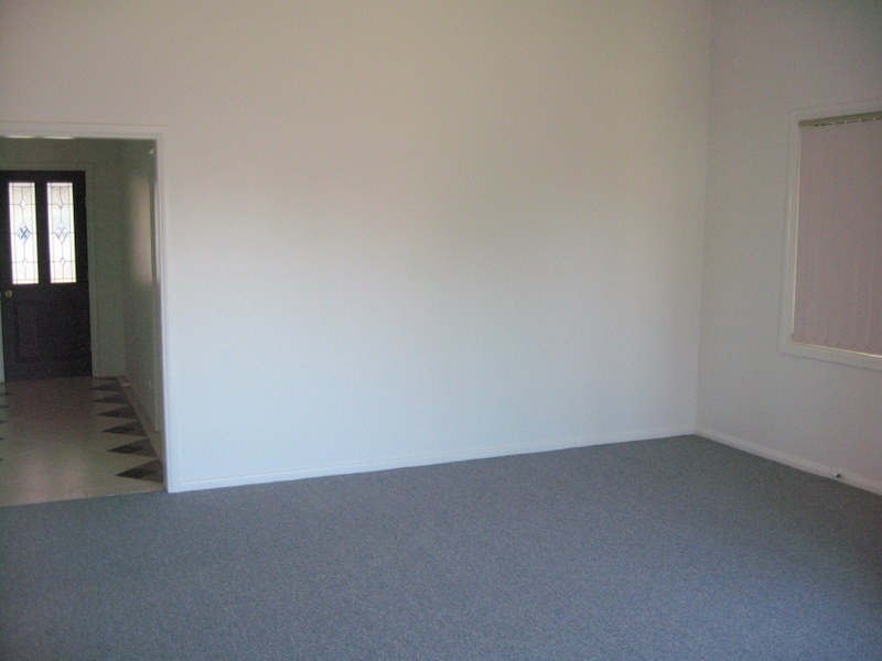 47 Orange Street, Parkes NSW 2870