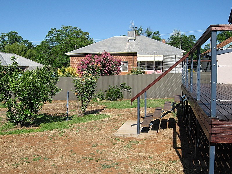 47 Orange Street, Parkes NSW 2870