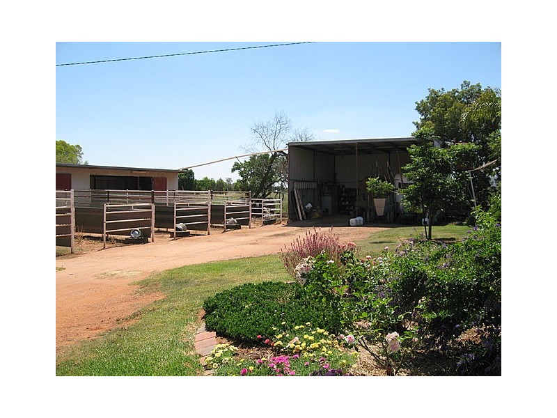 129 Victoria Street, Parkes NSW 2870