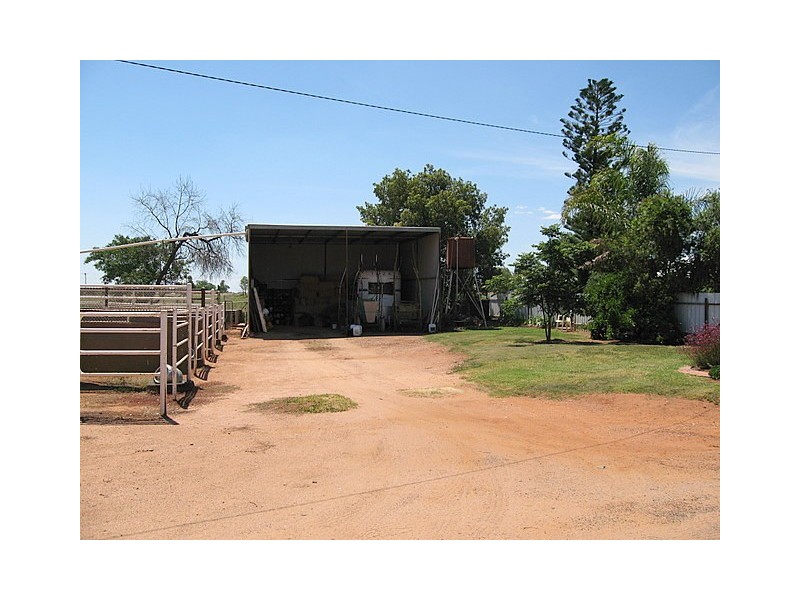 129 Victoria Street, Parkes NSW 2870