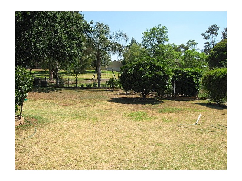 30 Reid Street, Parkes NSW 2870