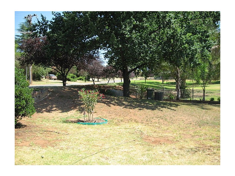 30 Reid Street, Parkes NSW 2870