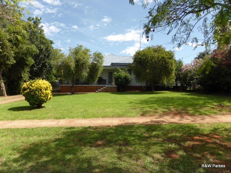 38 Mitchell Street, Parkes NSW 2870