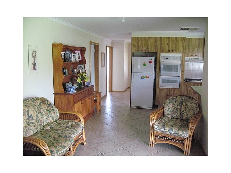 33 Glenhaven Avenue, Parkes NSW 2870