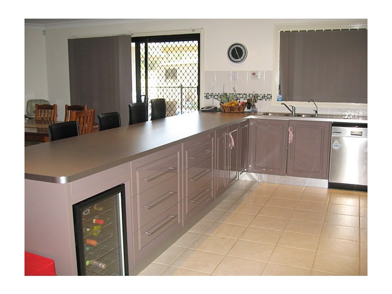 39 Glenburnie Close, Parkes NSW 2870