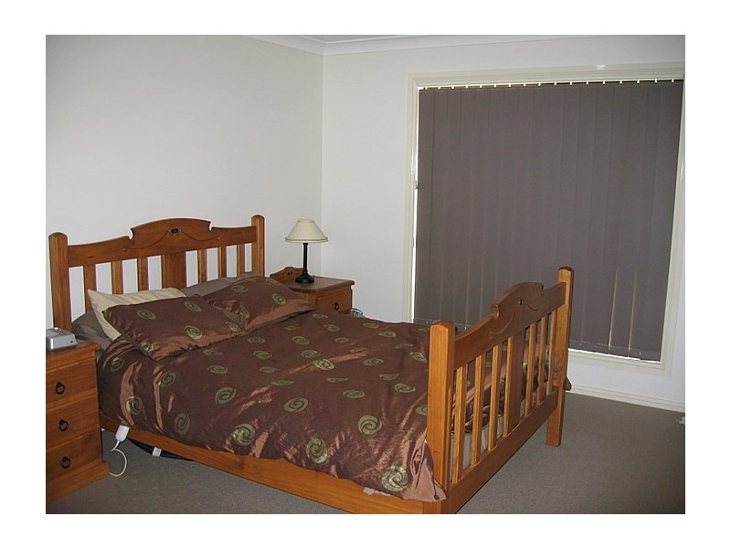 39 Glenburnie Close, Parkes NSW 2870