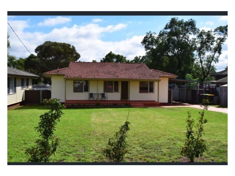 14 Callaghan Street, Parkes NSW 2870