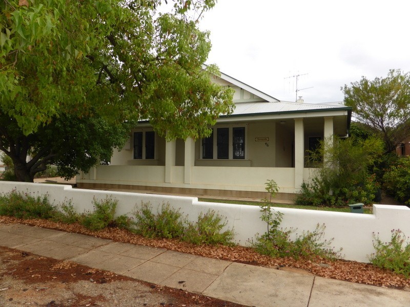 46 Church Street, Parkes NSW 2870
