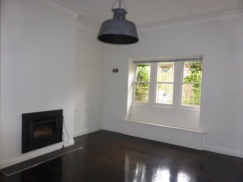 46 Church Street, Parkes NSW 2870