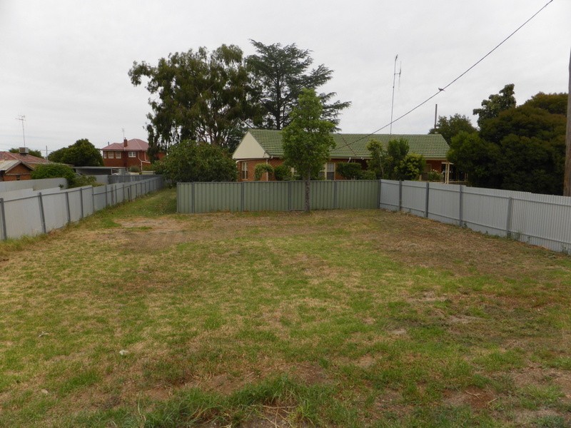 10 Phillips Street, Parkes NSW 2870