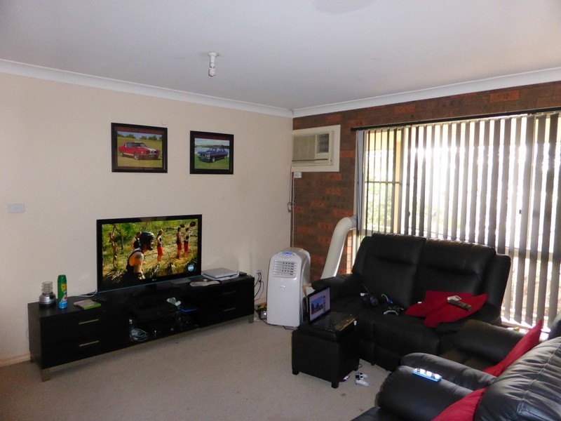 Unit 3/22 Howard Street, Parkes NSW 2870