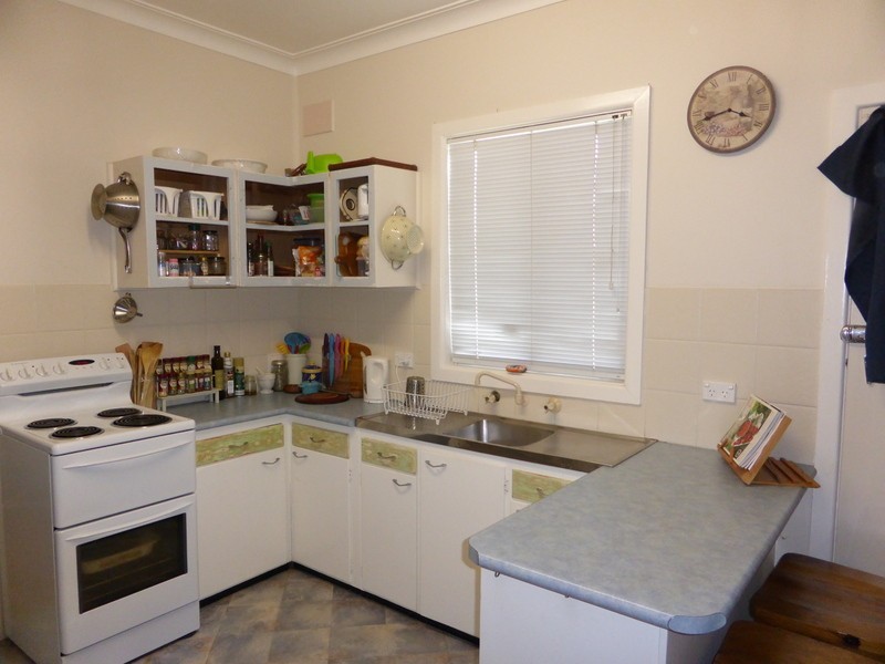 20 Waratah Street, Parkes NSW 2870