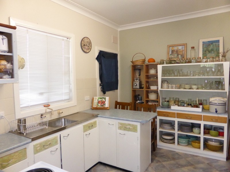 20 Waratah Street, Parkes NSW 2870