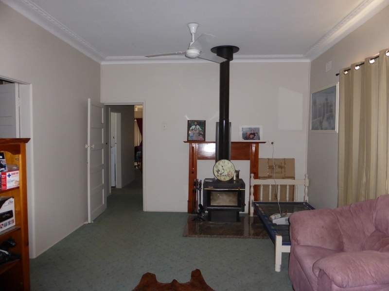 26 Webb Street, Parkes NSW 2870