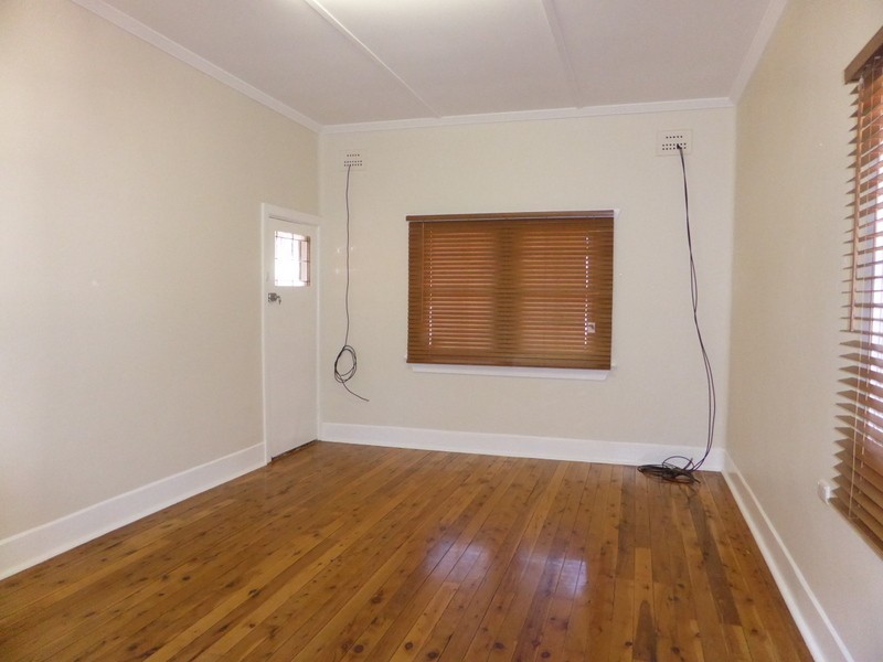 1 Sydney Street, Parkes NSW 2870