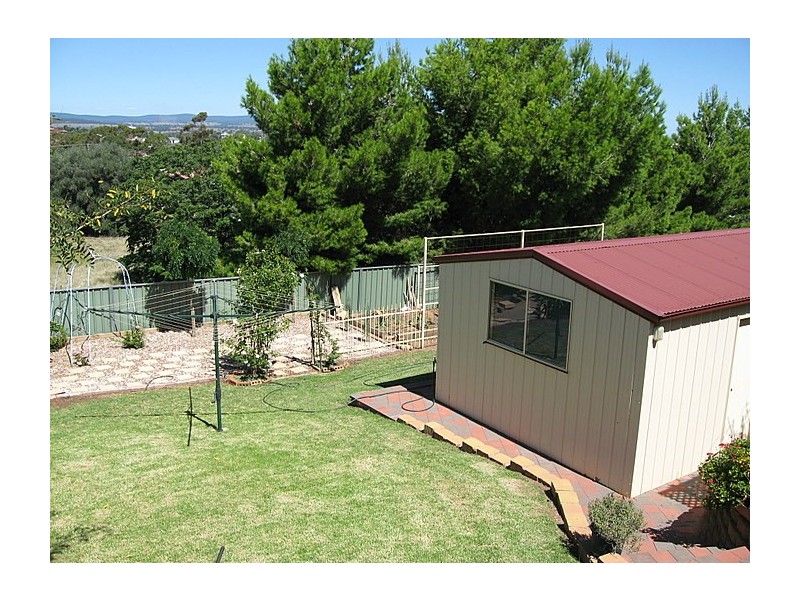 10 Highland Avenue, Parkes NSW 2870