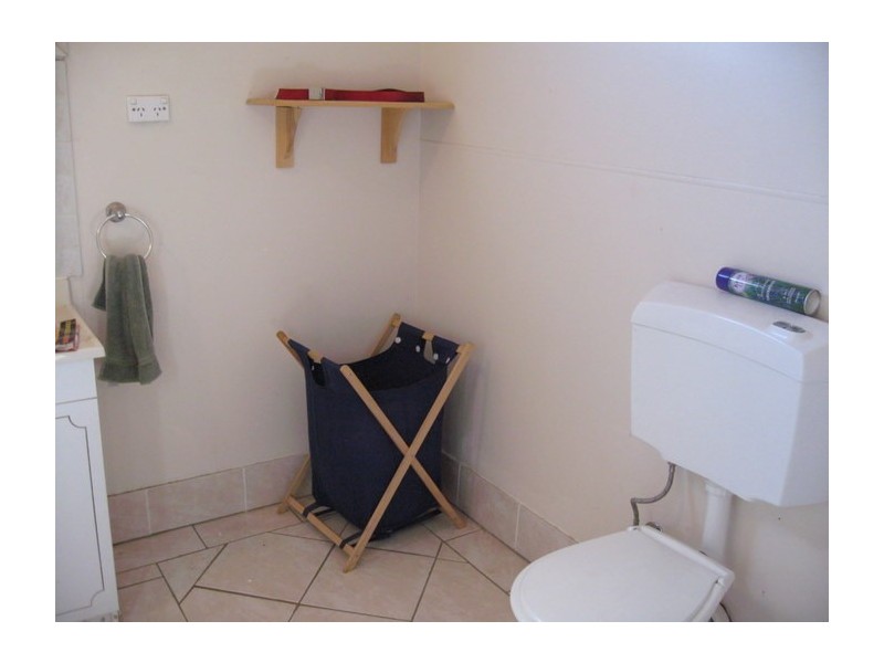 10 May Street, Parkes NSW 2870