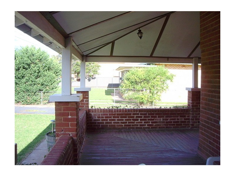 55 Dalton Street, Parkes NSW 2870