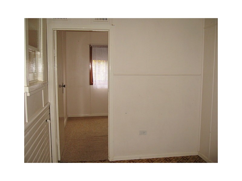 28 Thornbury Street, Parkes NSW 2870