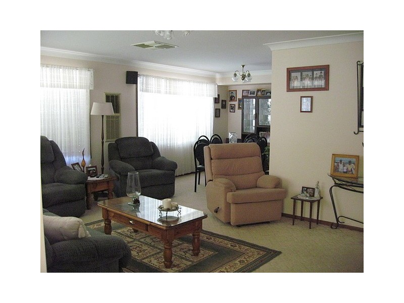9 Want Street, Parkes NSW 2870