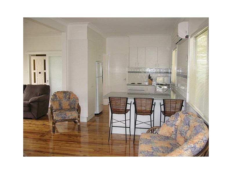 17 Orange Street, Parkes NSW 2870