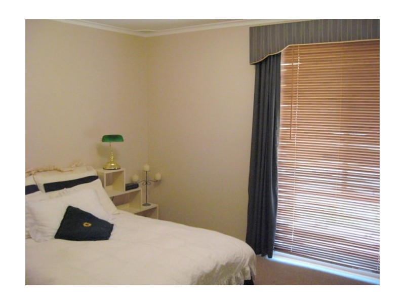 23 Westcott Crescent, Parkes NSW 2870