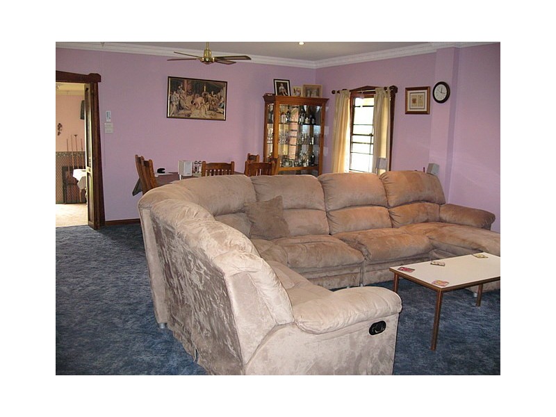 63 Dalton Street, Parkes NSW 2870