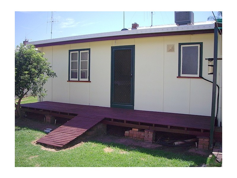 63 Dalton Street, Parkes NSW 2870