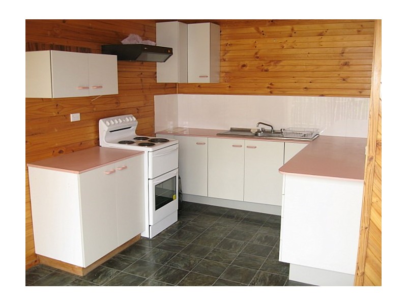 292-296 Clarinda Street, Parkes NSW 2870