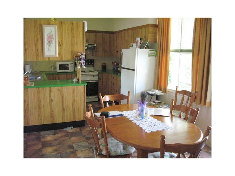6 Lorger Street, Parkes NSW 2870